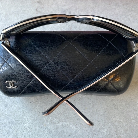 Authentic Chanel sunglasses 5143 - Picture 12 of 16